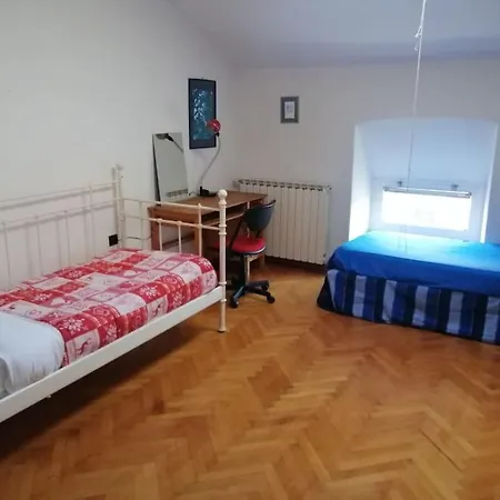 Spacious Attic Kandler *