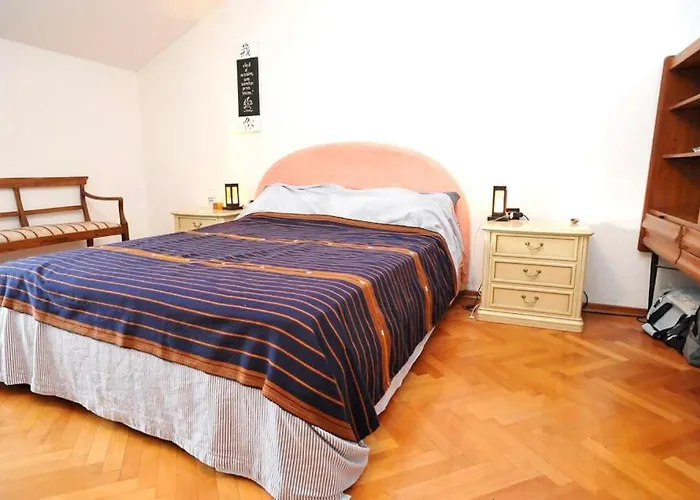 Appartement Spacious Attic Kandler Triëst