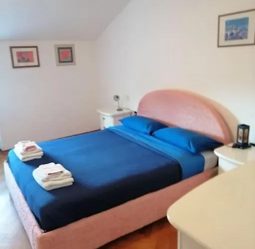 Spacious Attic Kandler Appartement Triëst